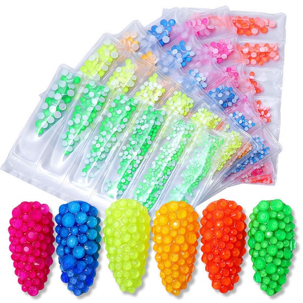 1 pack of 850 mixed size nails luminous drill fluorescent diamond super flash nails rhinestone ornaments flash glass crystal(7003-400)