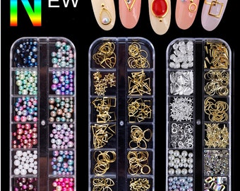 Un ensemble de décorations de rivet mixtes, Diy Deco Bling, Métal pour Nail Art, Nail Art fourniture, Rivet Glitter Nail Studs Metal Decoration