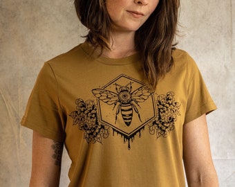 Ladies Caramel Third Eye Bee Chrysanthumum Geometric T-Shirt
