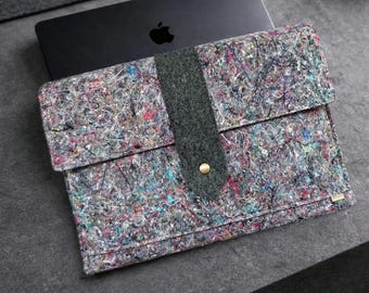 Sustainable Laptop Case: MacBook Pro 14 recycled vegan Felt Sleeve with outer pocket