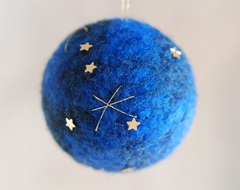 Starry sky, Christmas ball, Waldorf-inspired fairytale wool, Christmas décor, soft sculpture, collectible ball
