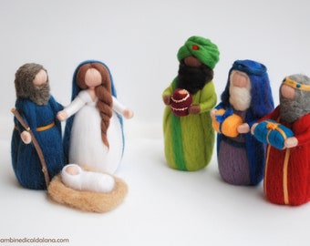 Nativity and Three Kings, fairy tale wool nativity scene, Waldorf inspiration, Christmas decoration, soft sculpture, collectible doll