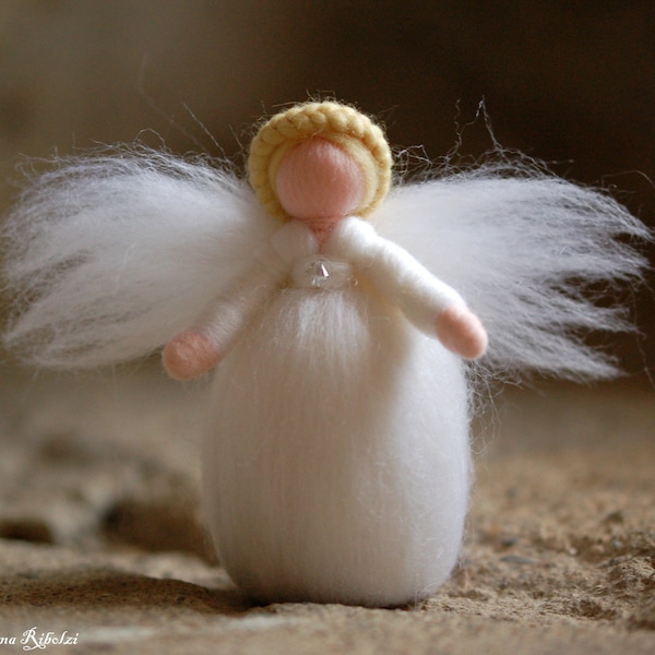 Crystal Angel, fairy tale wool, Waldorf inspiration, home decoration, collectible doll, soft sculpture