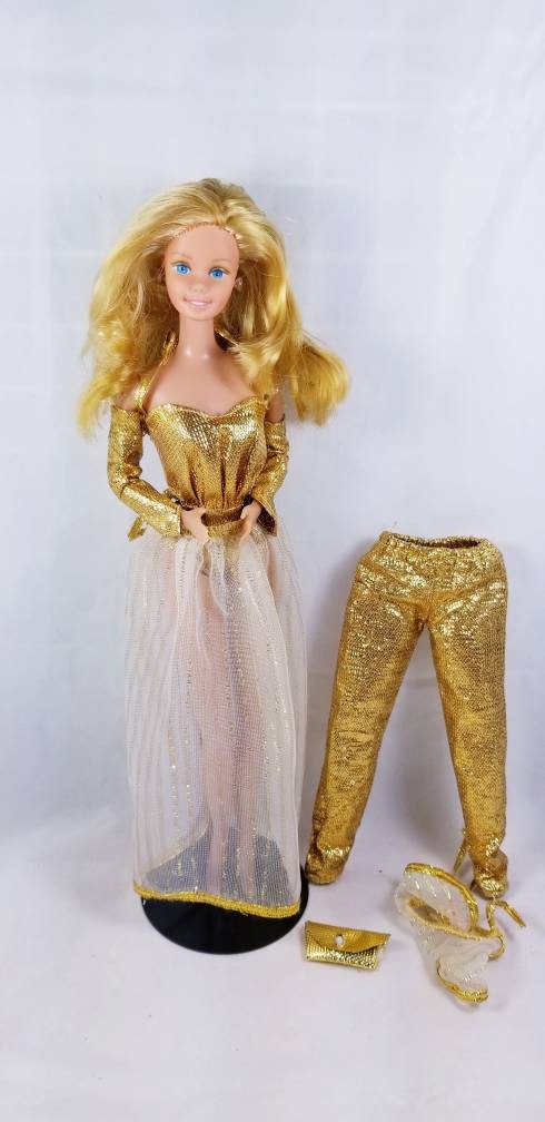 Golden dream barbie 1981 hotsell
