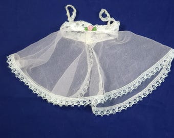 vintage madame Alexander, cissy size negligee