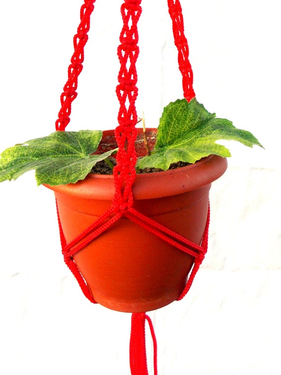 Red Macrame Plant Hanger 20 Inches 3mm Mini Plant Holder Hanging Planter  Wall Hanging Window Decoration Flower Pot Planter Pattern Gift Idea - Etsy