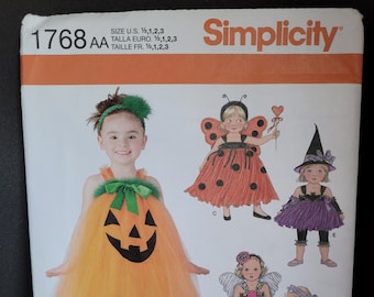 Simplicity 1768AA Halloween Costume Pattern, Size 1/2-3