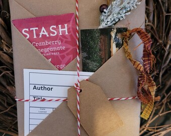 Blind Date with a Book Book Lover's Gift Set Bookmark Tea