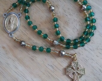 Green Crystal ROSARY BEADS Irish Celtic Cross St Patrick Medal