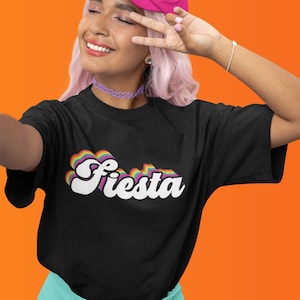 Camiseta Fiesta con Letras Arcoíris - 100 % Algodón, Cinco de Mayo, Vacaciones, Fiesta, Viva la Fiesta, Mujer, Primavera