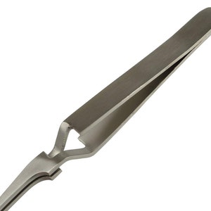thumbnail image 2 of ODM 6-3/4" Self-Closing Cross Lock Tweezers – Pointed, Reverse Action – Stainless Steel 2 of 6