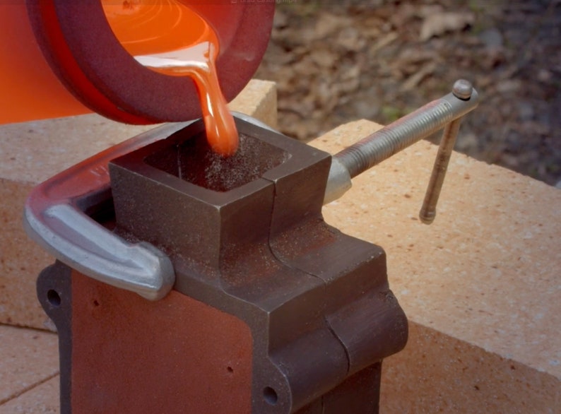 Cast Iron Mold Flask Frame Set With 10 Lbs of Quick Cast Sand Etsy