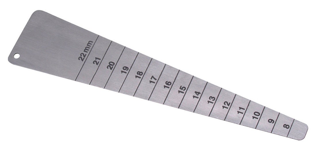 Flexible Steel Ruler with Millimeters and Inches mm in Metal Gauge Ruler