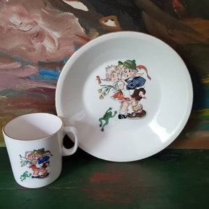 Vintage Figgjo Flint child&#39;s feeding bowl and cup, children scared of a frog , made in Norway