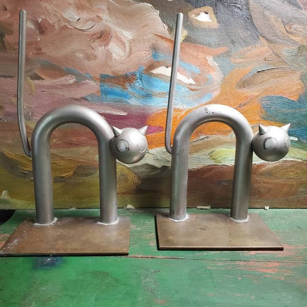Walter Von Nessen Startled Cat Bookends: 1930s Art Deco Nickel Over Brass