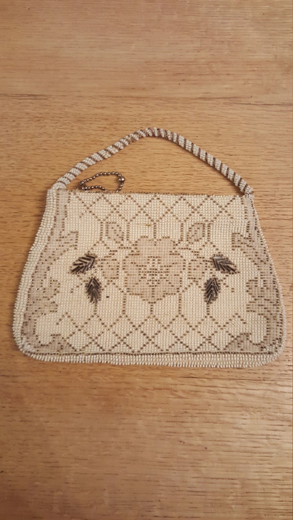 Small beaded evening bag, art deco  made in Czecho