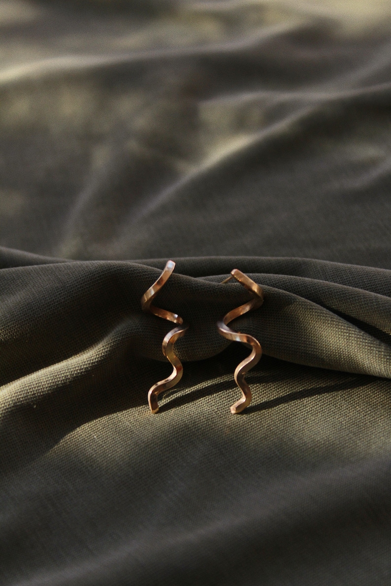 Freeform Wire Earrings, 14kt Gold Freeform Wire Tornado Earrings Gold Wrap Drop Earrings
