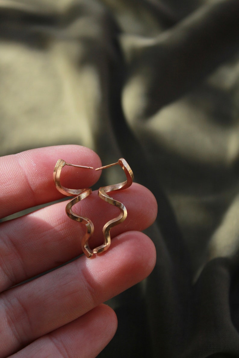 Freeform Wire Earrings, 14kt Gold Freeform Wire Tornado Earrings Gold Wrap Drop Earrings