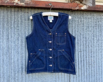 Vintage Y2K Denim Vest Size Medium/ Vintage Fisherman’s Vest