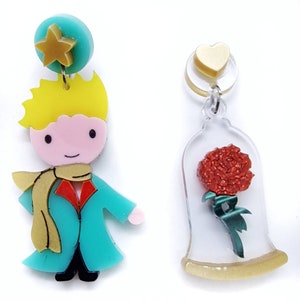 Märchenhafte, asymmetrische Ohrringe | Kleine Träumerin, Fuchs, Rose & Sterne | Handgefertigter Fantasy-Schmuck | Individuelle asymmetrische Ohrringe