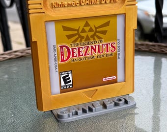 Cursed Gameboy Patrone Wall Art / Die Legende von Deez Nutz