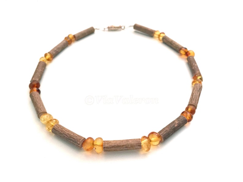 amber and hazelwood teething necklace