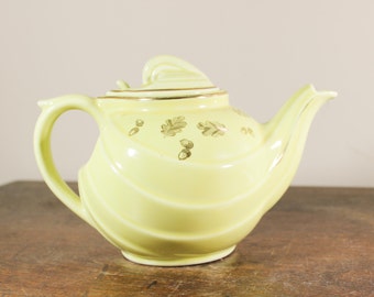 Vintage Hall Teapot Yellow & Gold, Tea Pot Hall Parade Ceramic, 6 Cup Size Made in USA Mid Century Tea Party, Acorns Oak Leaves