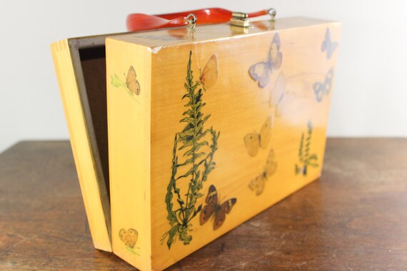 Vintage Butterfly Wood Box Purse Lucite Handle-Sc… - image 4