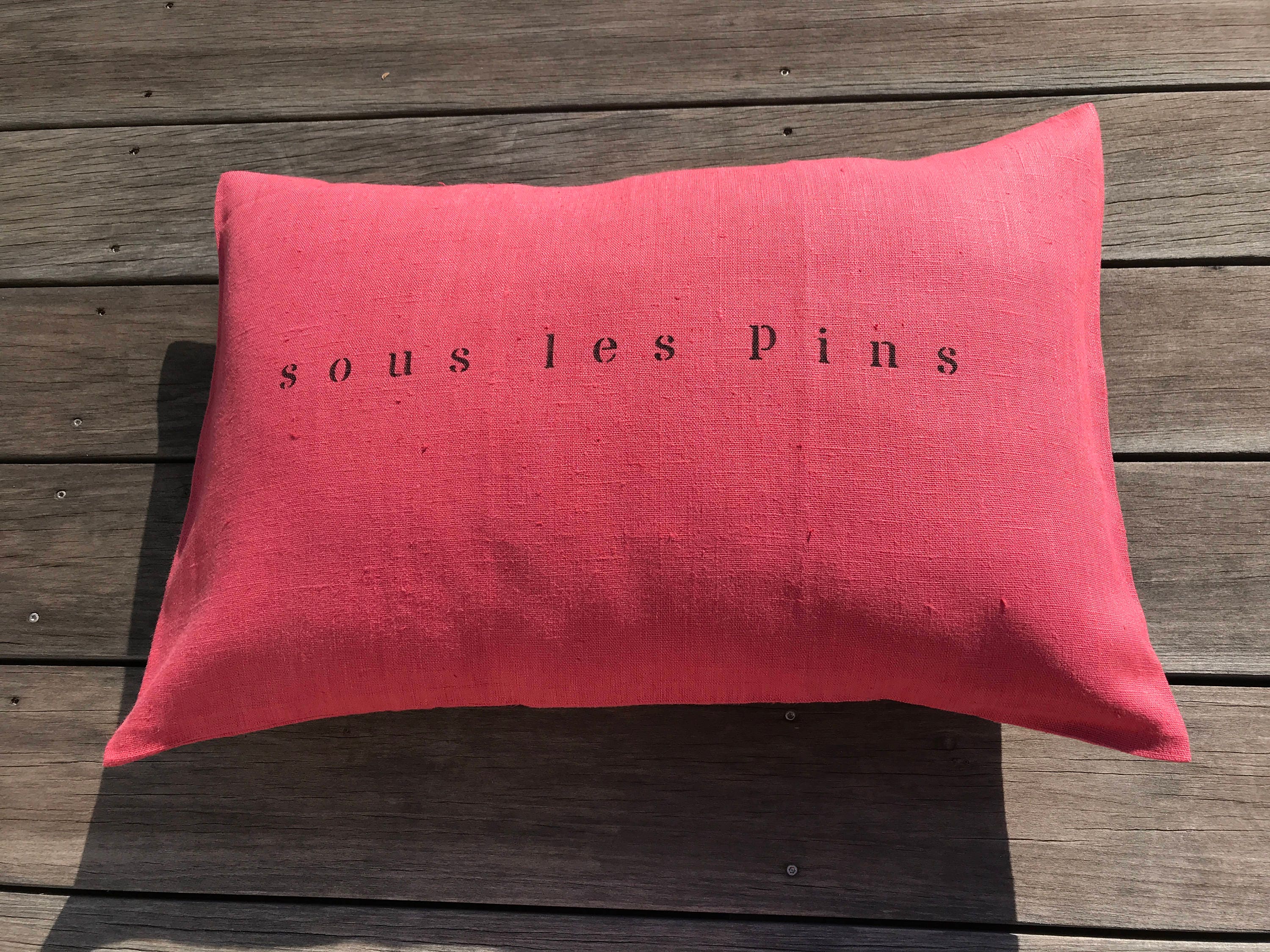 Housse de Coussin en 100% Lin Lavé Hibiscus Sous Les Pins 