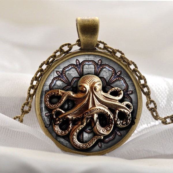 Steampunk Octopus Necklace - Steampunk Pendant  - Steampunk Jewelry - Unique Gifts for Women