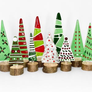Miniature Fused Glass Christmas Tree on Wood Base, Modern Winter Holiday Windowsill Decor