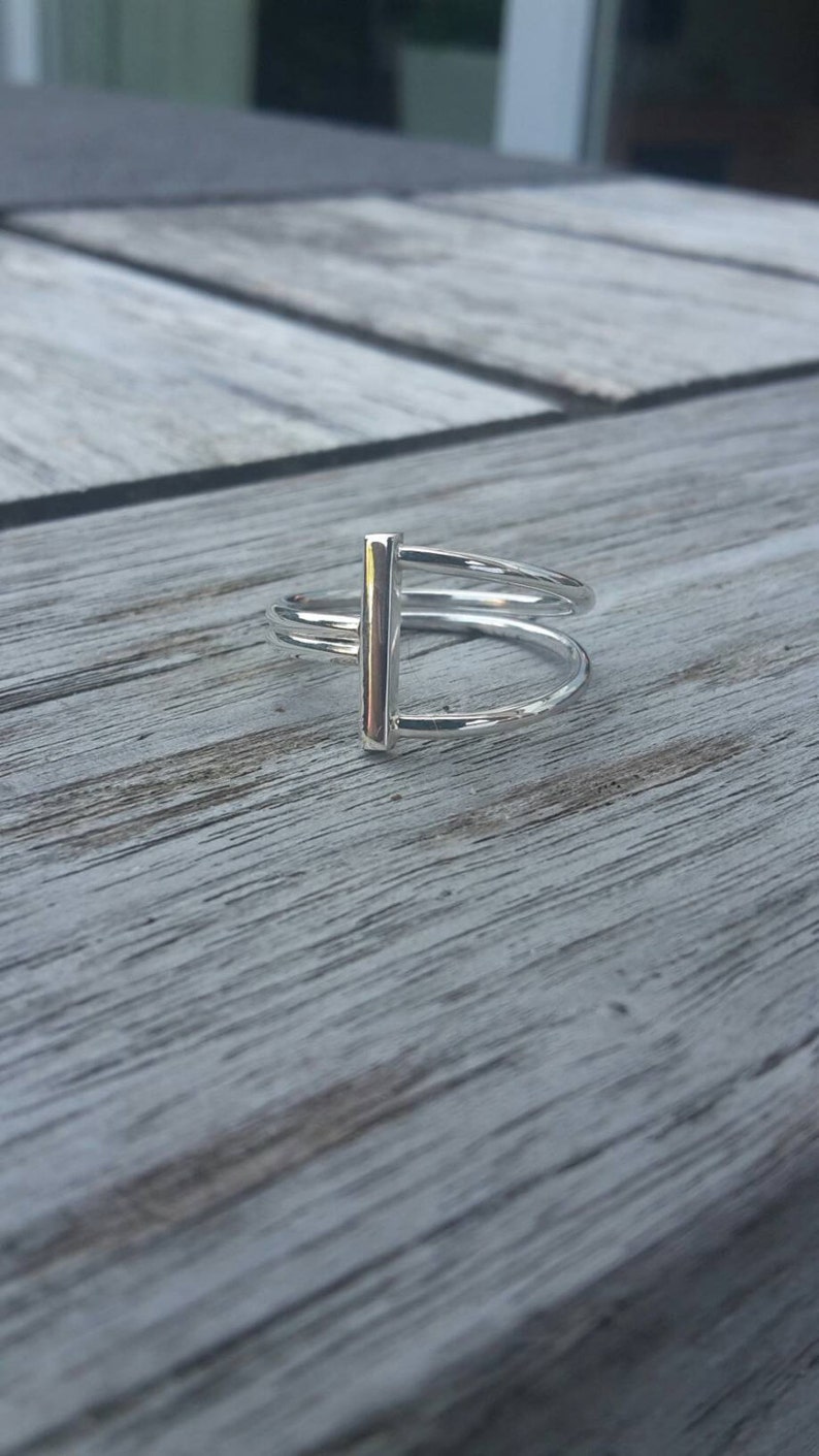 Handmade silver tight ring round thread square bar
