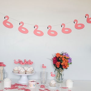 Flamingo Pool Float Garland