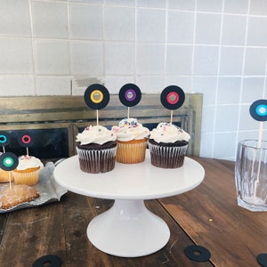 Aufgezeichnete Cupcake Toppers - Jede Farbe