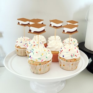S&#39;mores Cupcake Toppers