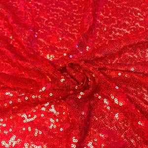Zigzag Micro Sequins Starlight Fabric en Stretch Mesh Fabric 50" de ancho vendido BTY Red
