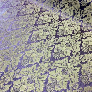 Lila / Gold Damast Jacquard Blumen Brokatstoff 118&quot; Meterware