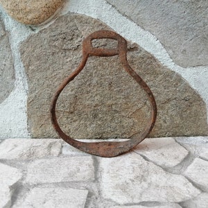 Vintage Iron Stirrup, Antique Metal Stirrup, Horse Stirrup, Equestrian Decor, Farm Decor Rustic Stirrup Horse Riding Iron Rusty Iron Stirrup