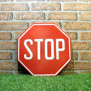 ヴィンテージ エナメル「STOP」標識、道路標識、学校教育標識、交通標識、男性用隠れ家へのギフト、白と赤のエナメル標識