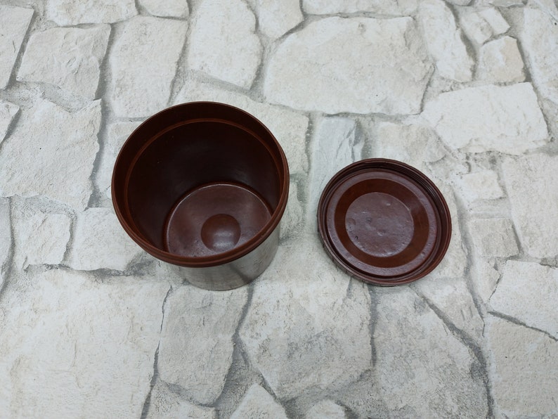 Vintage Brown Bakelite Round Box - Etsy Canada