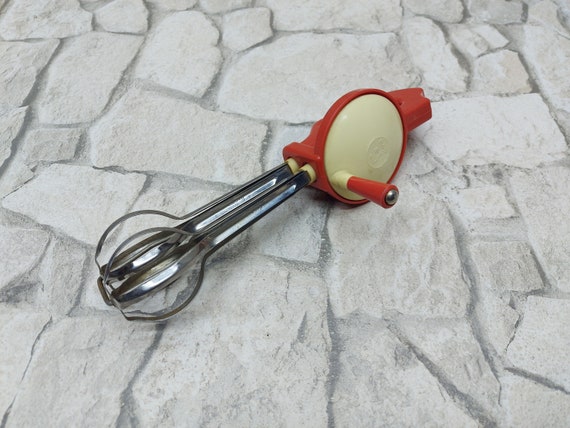 Hand Crank Egg Beater Stainless Steel Rotary Hand Whisk Manual Egg Mixer  Kitchen Cooking Tool