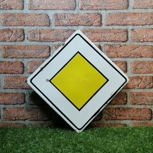 ヴィンテージ道路標識、エナメル標識、学校教育標識、交通標識、男の隠れ家への贈り物、古い白、黄色、黒のエナメル標識