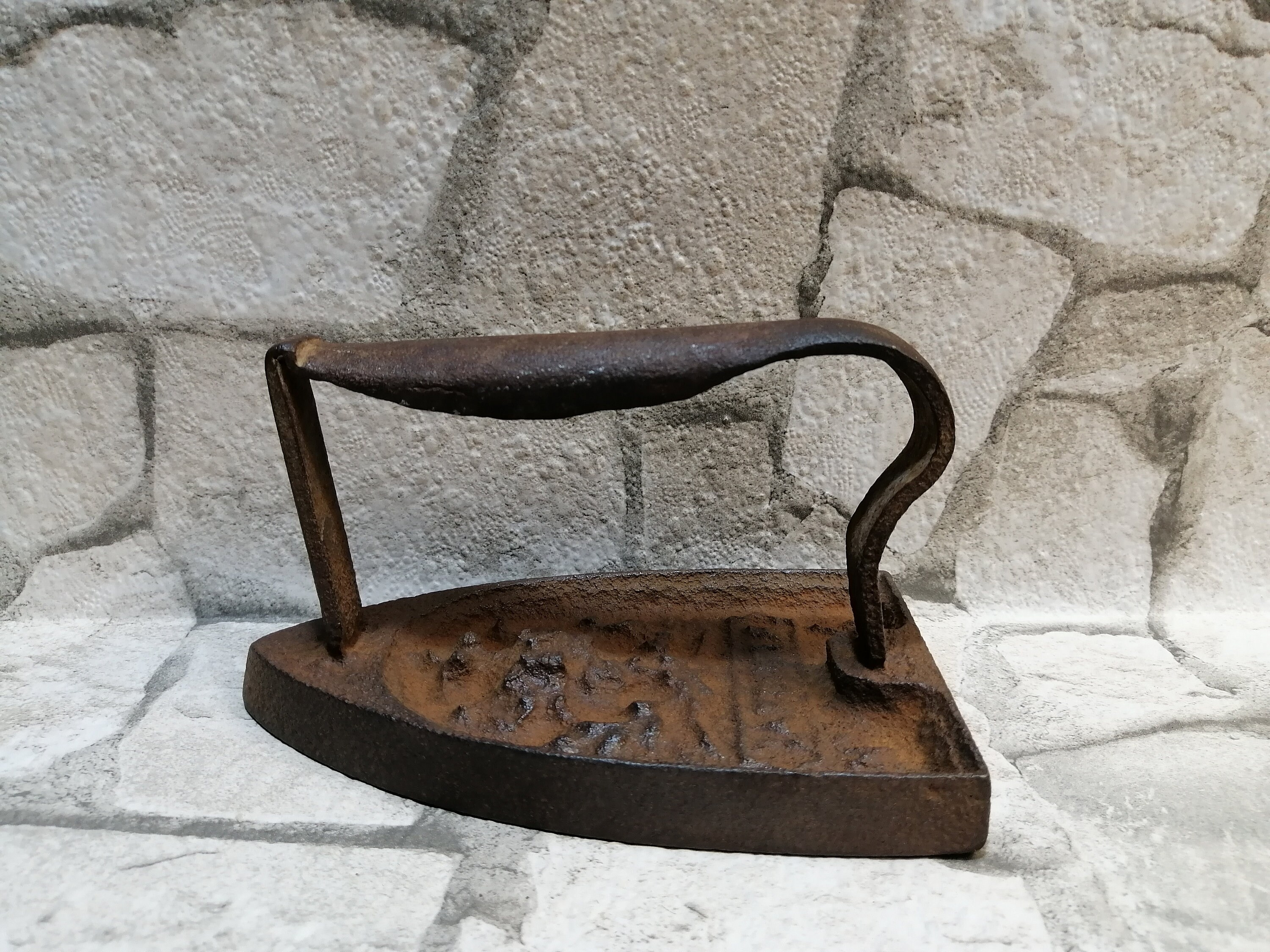 French Sad Iron Antique Cast Iron Rusty Sad Iron Clothes Etsy