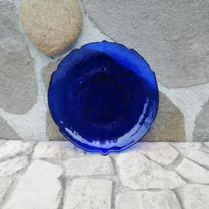 Bol de servir de cristal azul cobalto vintage con forma de hoja, cristalería de estilo rústico chic.