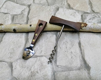Vintage Wine Corkscrew Set: Wooden Handle Barware