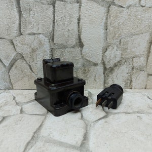 On Sale Vintage Bakelite Outlet Taps 3-phase Bakelite Contact Industrial Lighting Electrical Adapters  Electrical Plugs 15 / 250V 2P++
