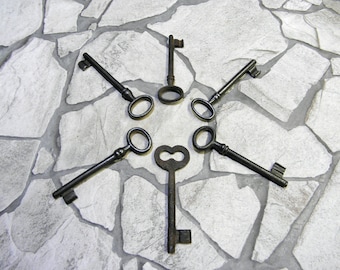 Rustic Skeleton Keys - Lot of 6 - Steampunk Farmhouse Decor