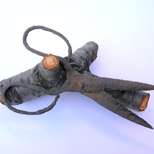 Vintage Hand-Forged Iron Scissors: Primitive Farmhouse Decor
