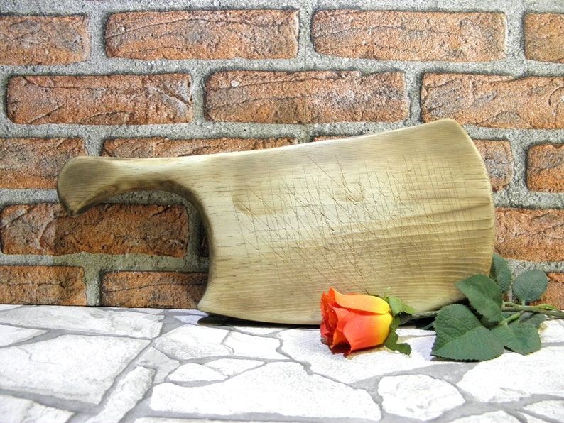 zografa Chopping Block Home Decor Vintage Wood Cutting Board with Handle Bread Board Wooden Board Rustic Kitchen Butchers Block