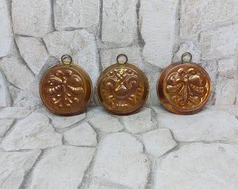 Vintage Kupfer Backformen, 3er Set, kleine schwedische Dosen